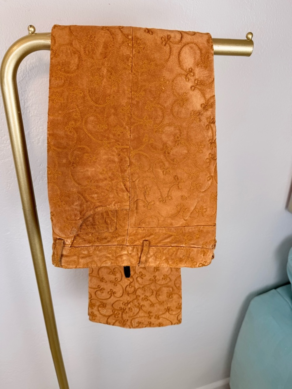 RARE VTG Bebe 100% Genuine Suede Trousers Caramel Sz 8 MINT